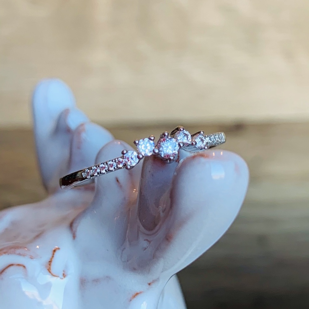 Zig-Zag CZ Ring 925SS-NWOT